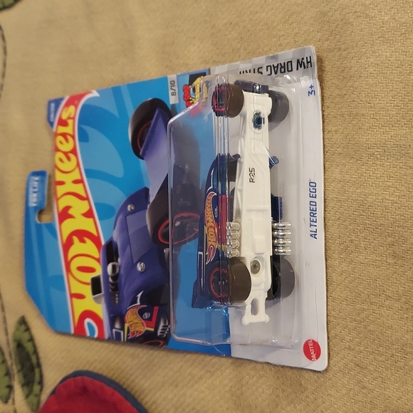 ❤️ Hot Wheels Altered Ego - Picture 6 of 7